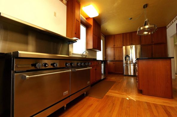 220 Lakeside Dr, Walkerton, IN 46574